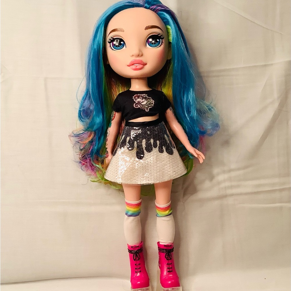 Rainbow High Rainbow Dream Surprise Doll